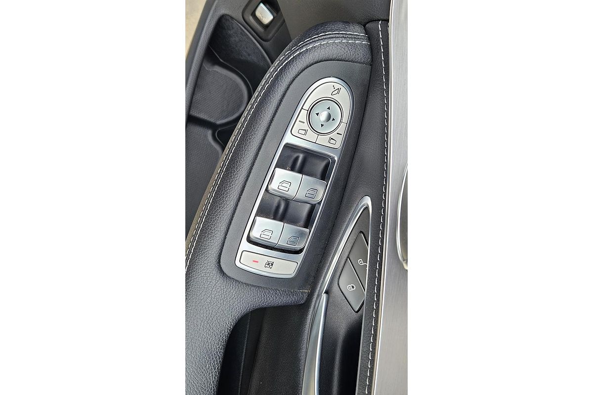2015 Mercedes-Benz C-Class C200 W205
