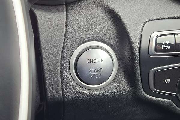 2015 Mercedes-Benz C-Class C200 W205