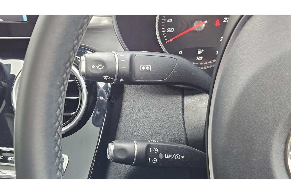 2015 Mercedes-Benz C-Class C200 W205