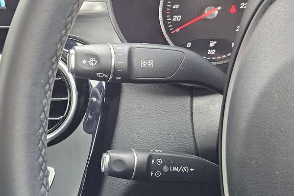 2015 Mercedes-Benz C-Class C200 W205