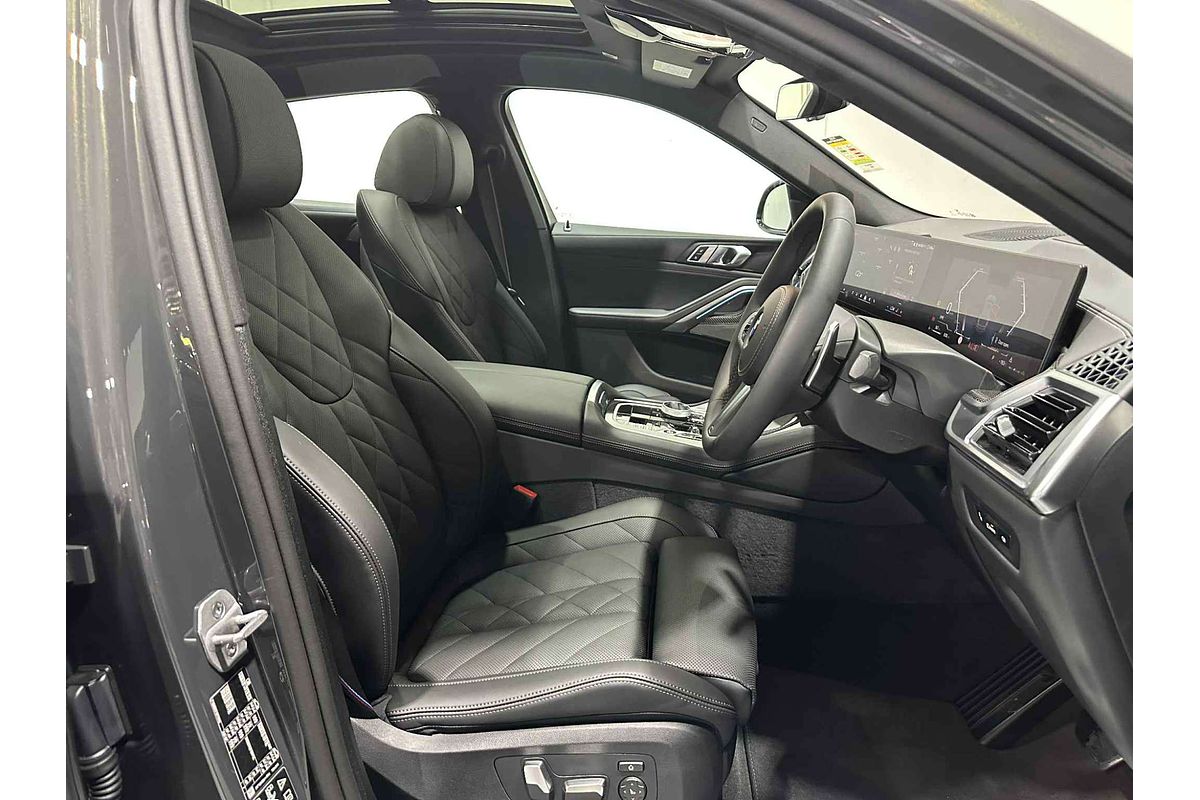 2025 BMW X6 xDrive40i M Sport G06 LCI