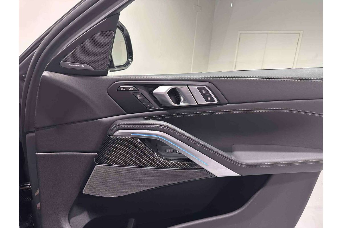 2025 BMW X6 xDrive40i M Sport G06 LCI