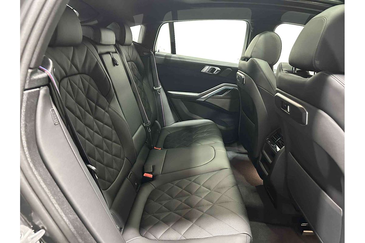 2025 BMW X6 xDrive40i M Sport G06 LCI