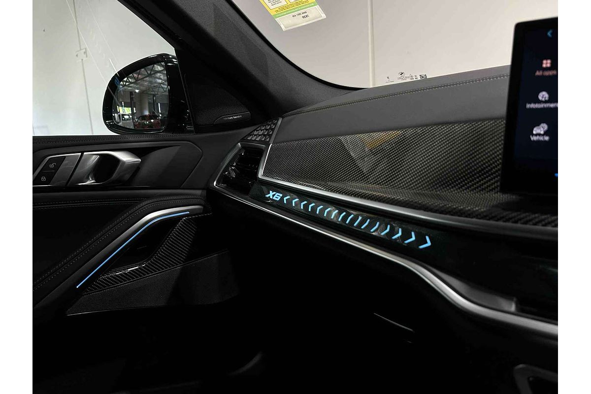 2025 BMW X6 xDrive40i M Sport G06 LCI