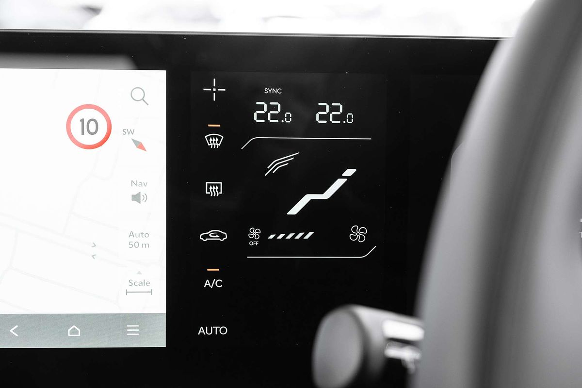 2025 Kia Tasman SX TK 4X4