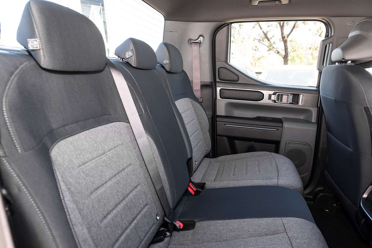 2025 Kia Tasman SX TK 4X4
