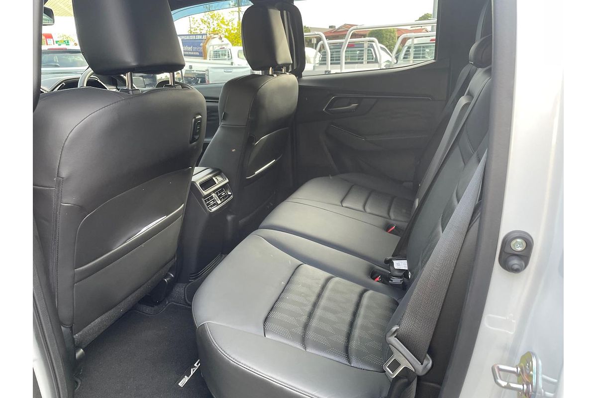 2025 Isuzu D-MAX BLADE 4X4