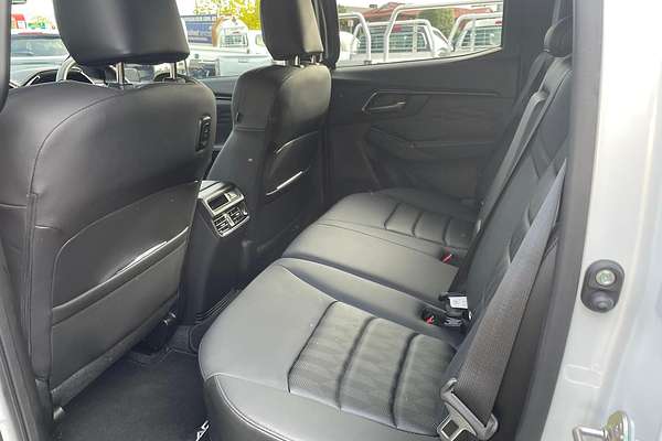 2025 Isuzu D-MAX BLADE 4X4