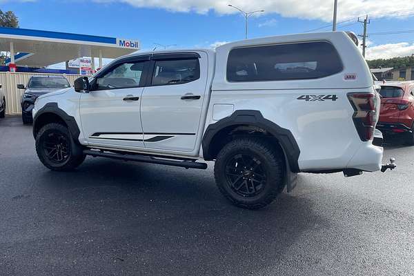 2025 Isuzu D-MAX BLADE 4X4