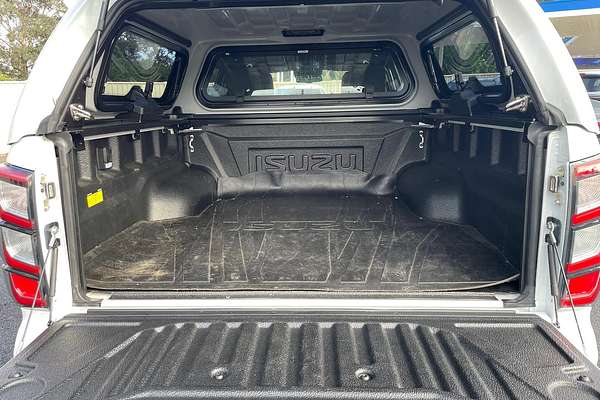 2025 Isuzu D-MAX BLADE 4X4