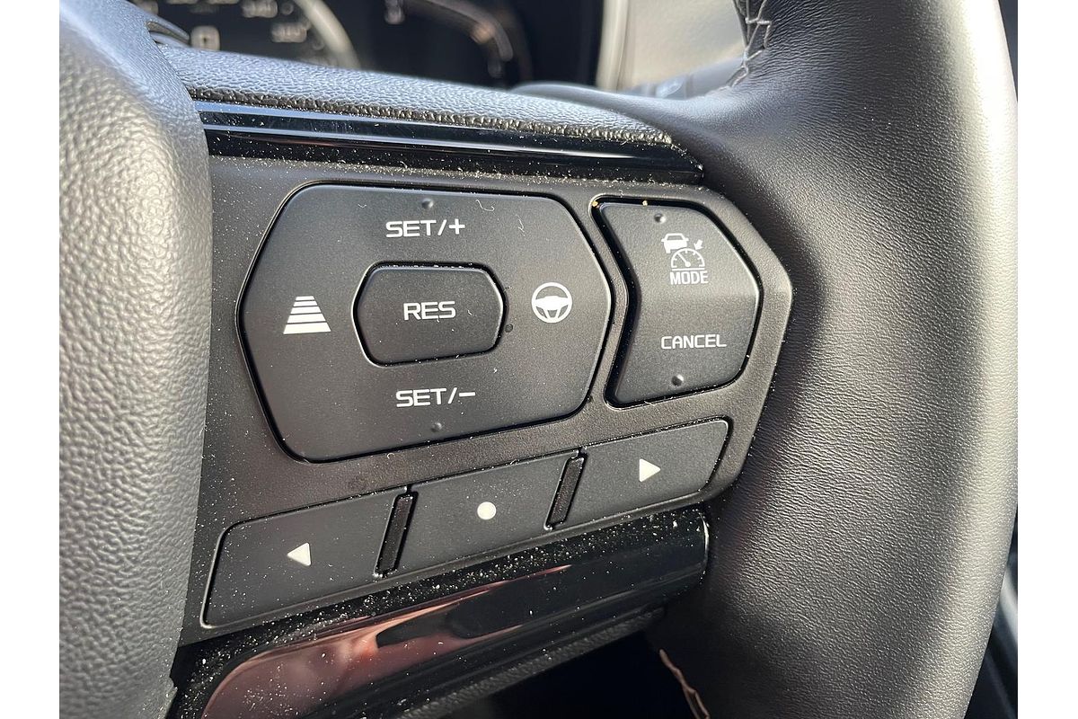 2025 Isuzu D-MAX BLADE 4X4