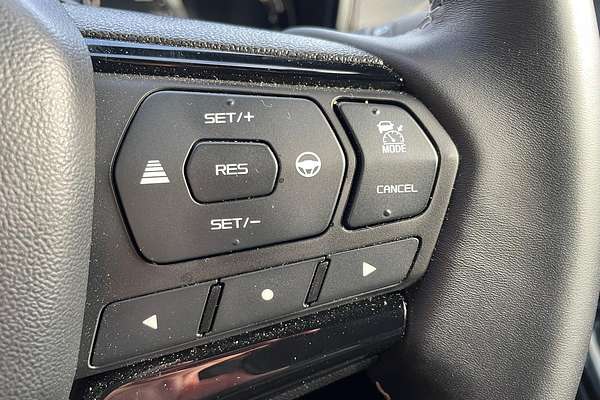 2025 Isuzu D-MAX BLADE 4X4