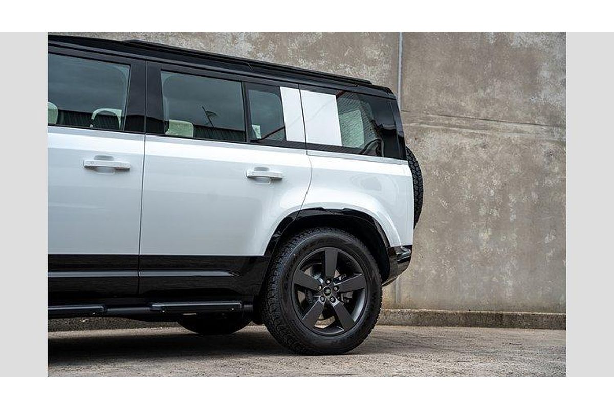 2025 Land Rover Defender 110 D350 X-Dynamic SE L663