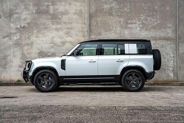 2025 Land Rover Defender 110 D350 X-Dynamic SE L663