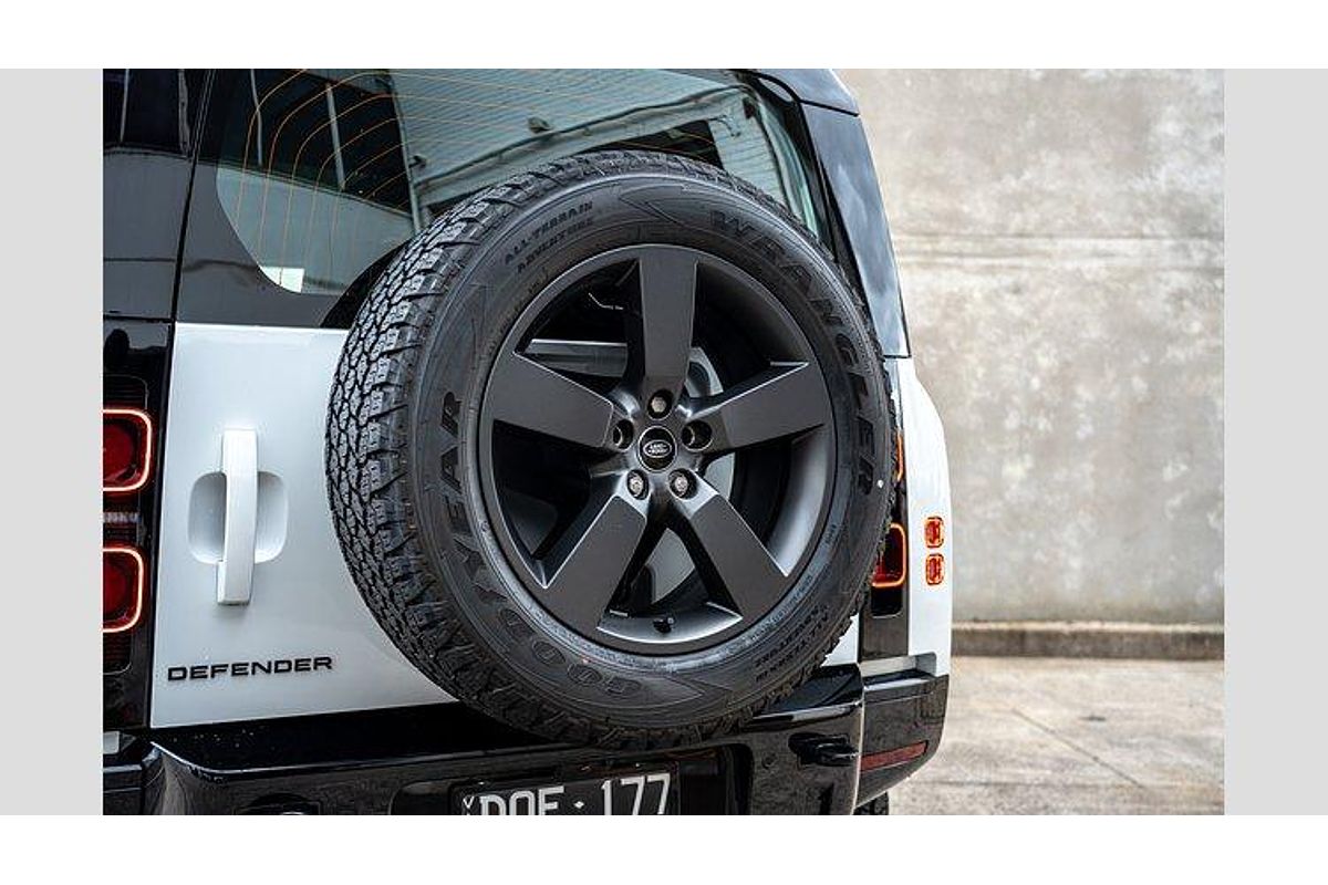 2025 Land Rover Defender 110 D350 X-Dynamic SE L663
