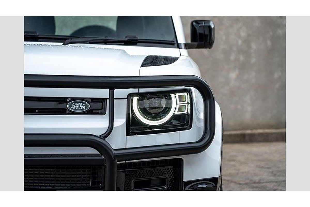 2025 Land Rover Defender 110 D350 X-Dynamic SE L663