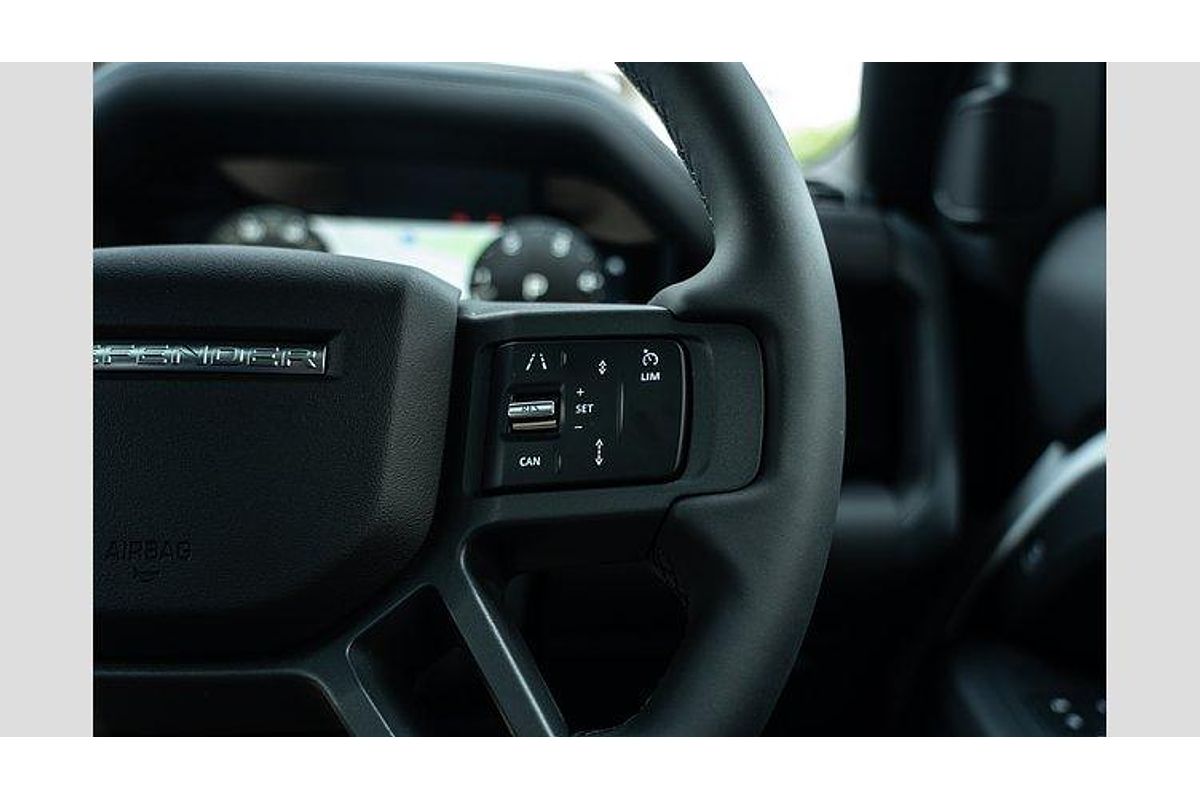 2025 Land Rover Defender 110 D350 X-Dynamic SE L663