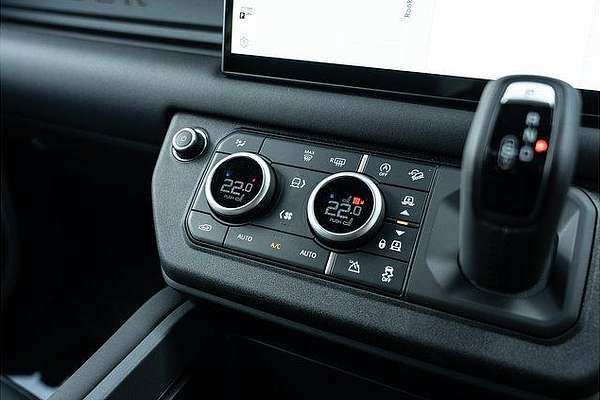 2025 Land Rover Defender 110 D350 X-Dynamic SE L663