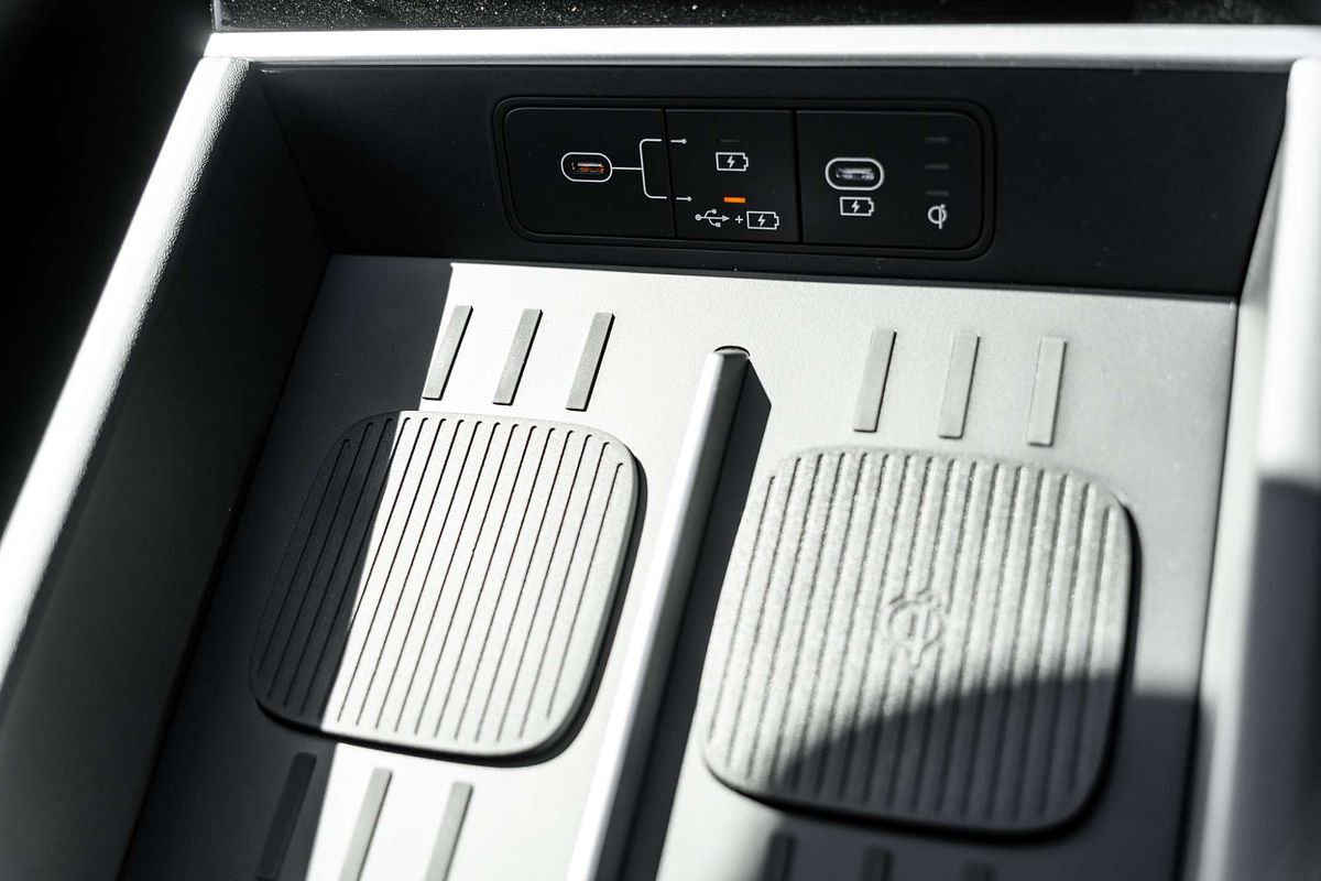 2025 Hyundai Santa Fe Hybrid MX5.V1