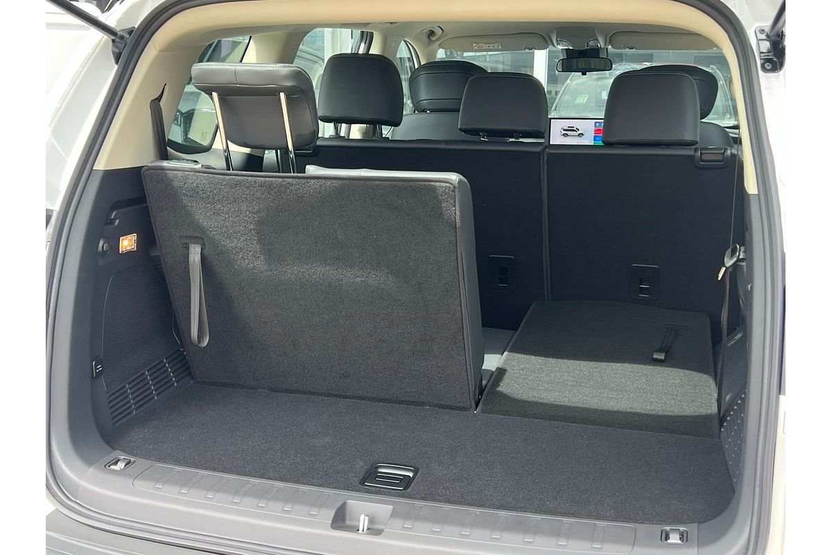 2025 LDV D90 Executive SV9A