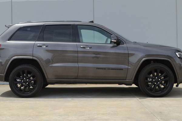 2020 Jeep Grand Cherokee Night Eagle WK