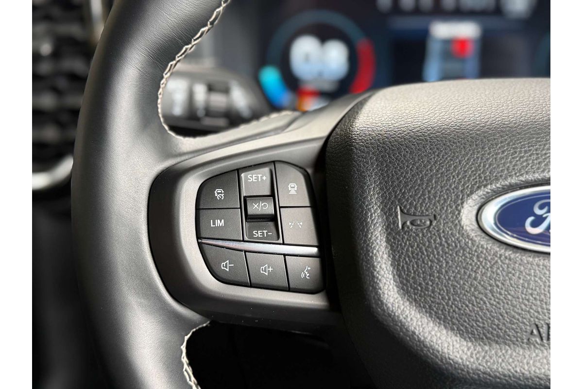 2025 Ford Everest Platinum 3.0L