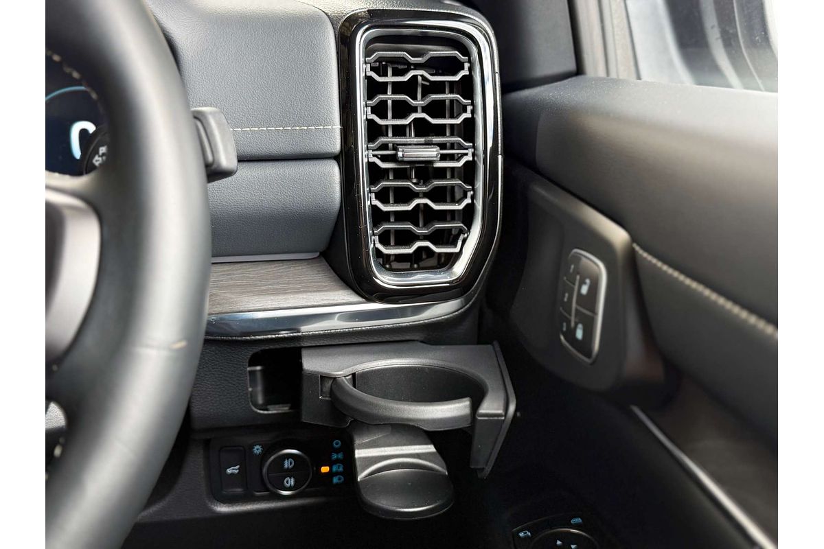 2025 Ford Everest Platinum 3.0L