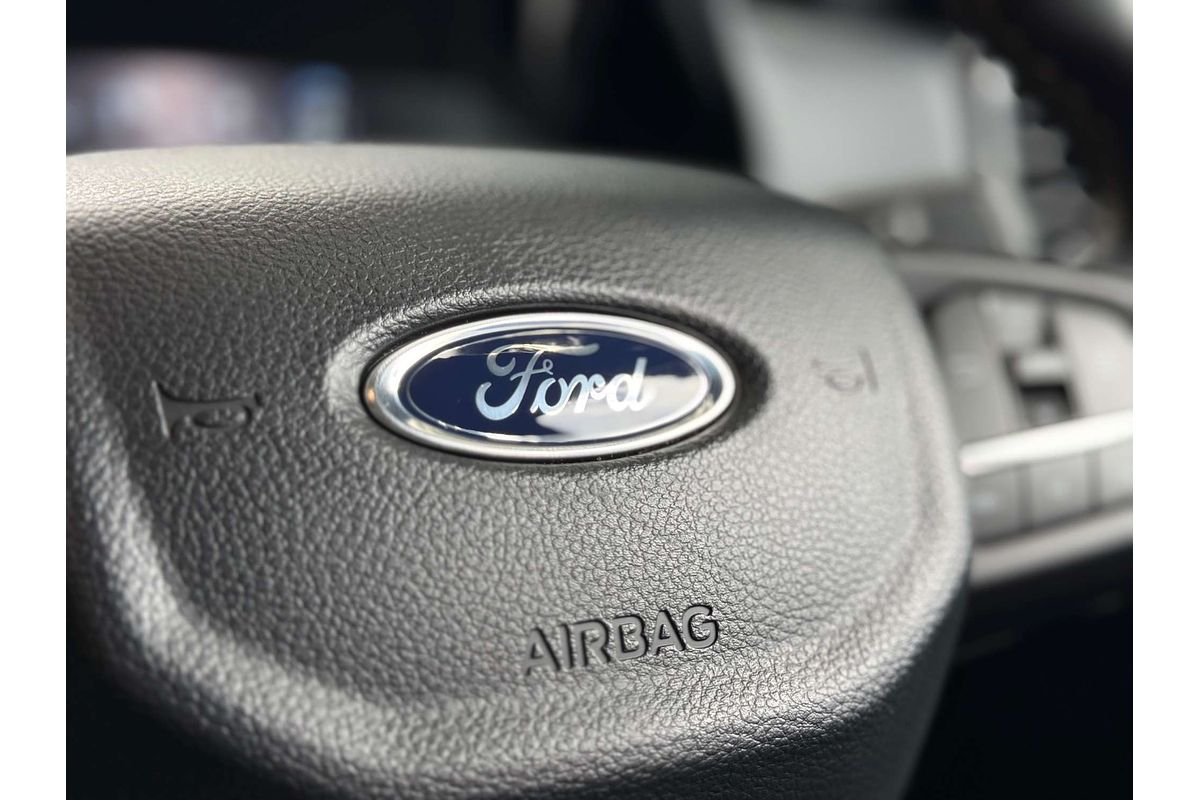 2025 Ford Everest Platinum 3.0L