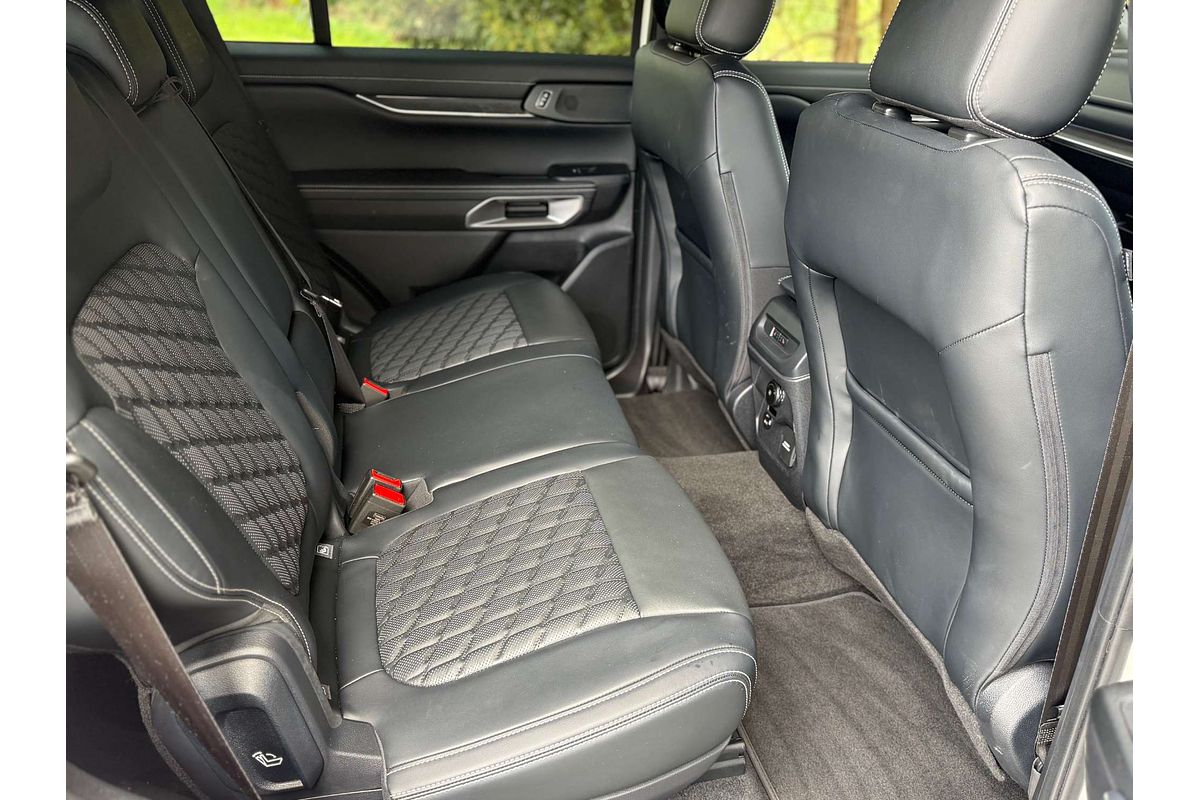 2025 Ford Everest Platinum 3.0L