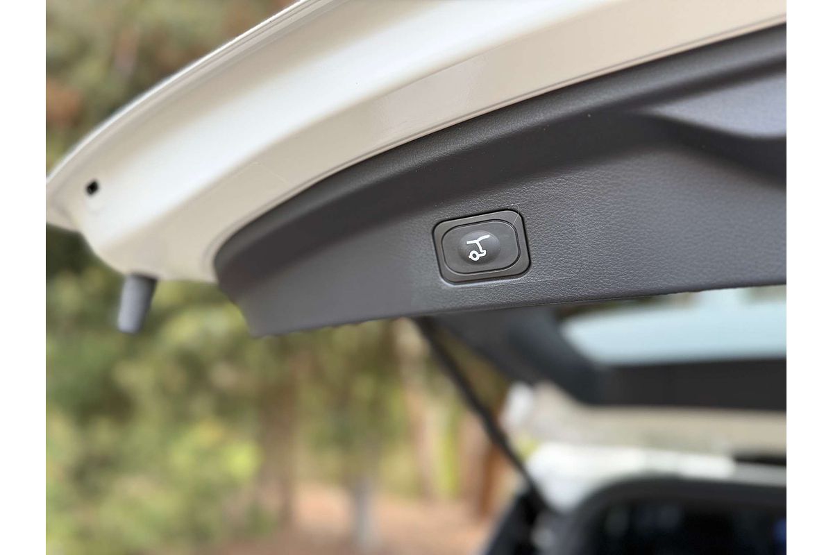 2025 Ford Everest Platinum 3.0L