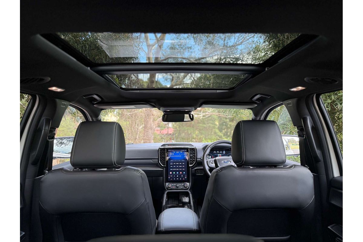 2025 Ford Everest Platinum 3.0L