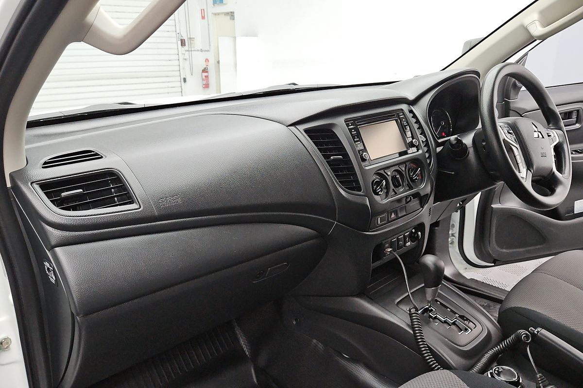 2019 Mitsubishi Triton GLX ADAS MR 4X4