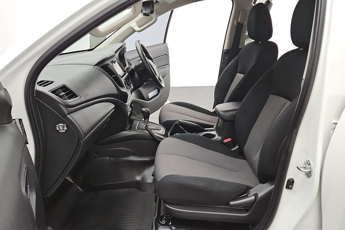 2019 Mitsubishi Triton GLX ADAS MR 4X4