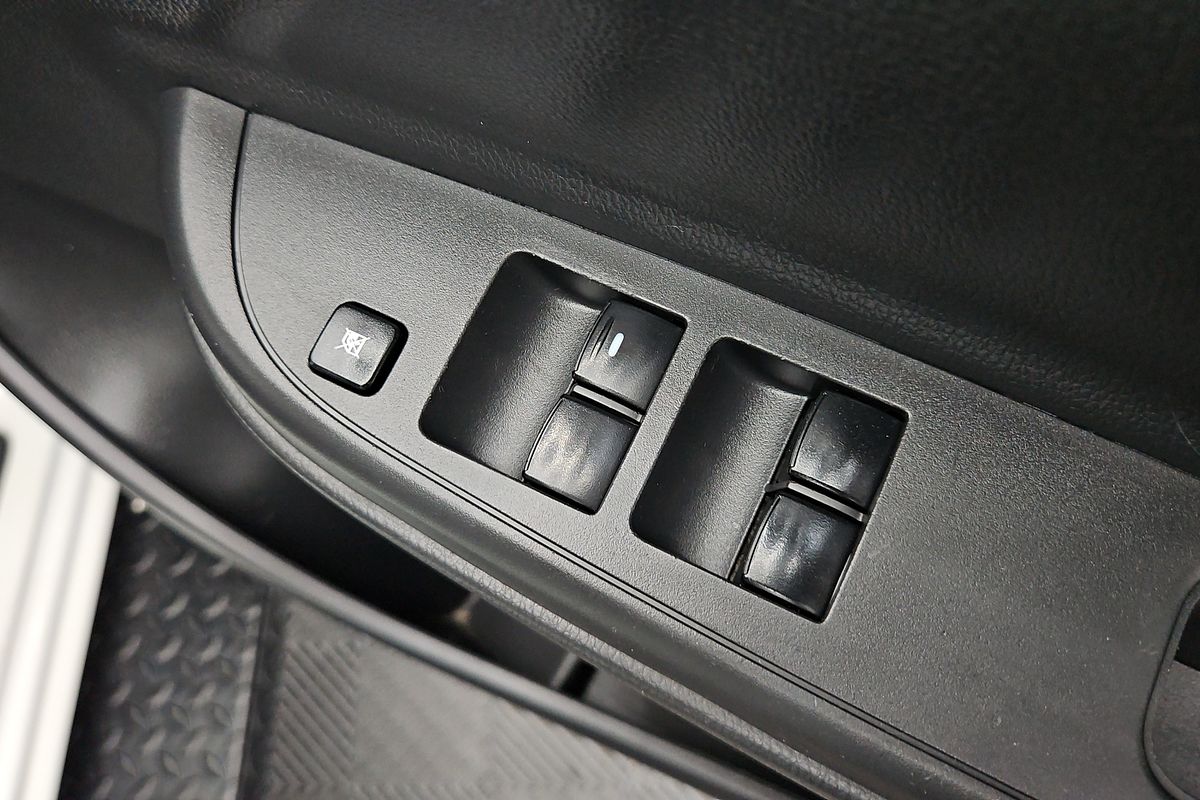 2019 Mitsubishi Triton GLX ADAS MR 4X4