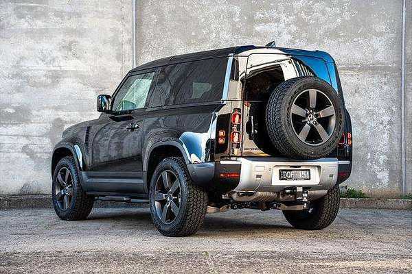 2025 Land Rover Defender 90 D250 S L663