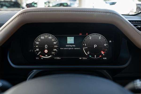 2025 Land Rover Defender 90 D250 S L663