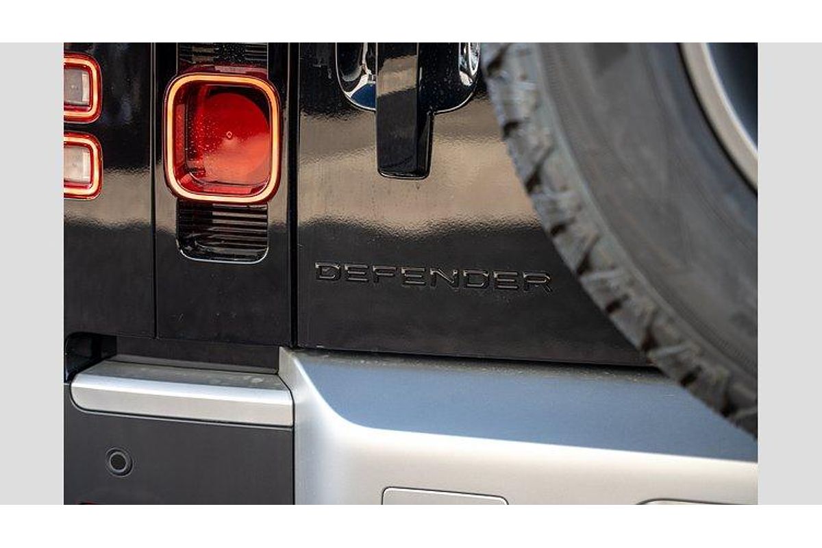 2025 Land Rover Defender 90 D250 S L663