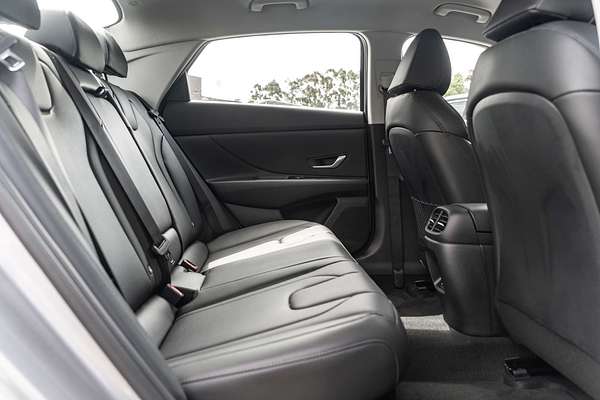 2025 Hyundai i30 Elite Hybrid CN7.V2