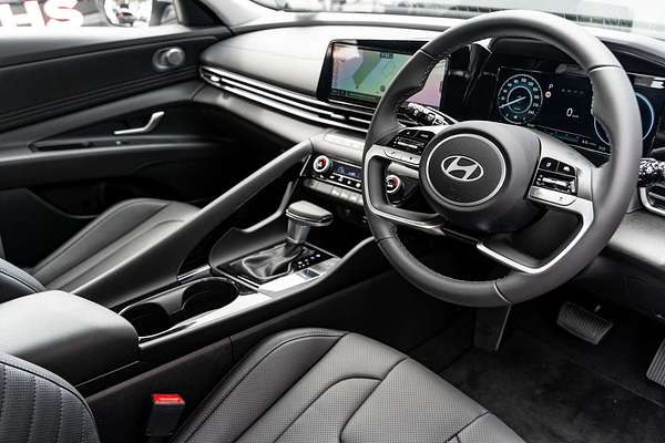 2025 Hyundai i30 Elite Hybrid CN7.V2