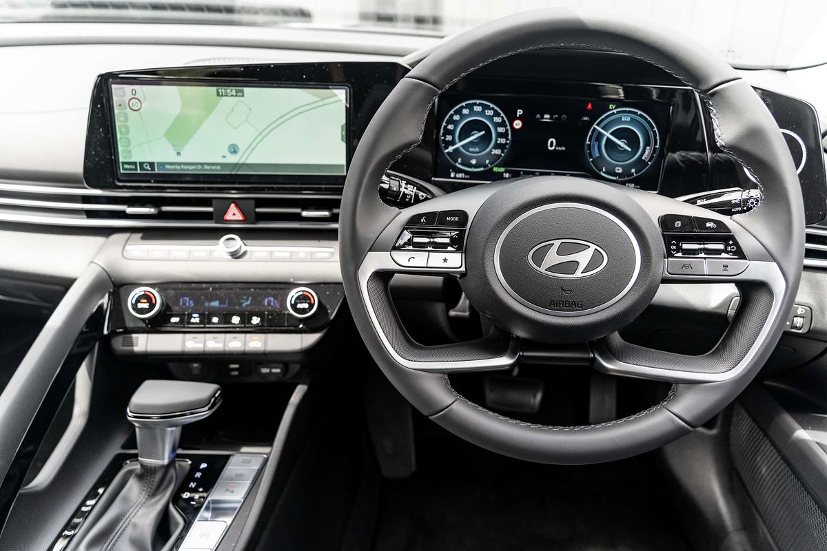 2025 Hyundai i30 Elite Hybrid CN7.V2