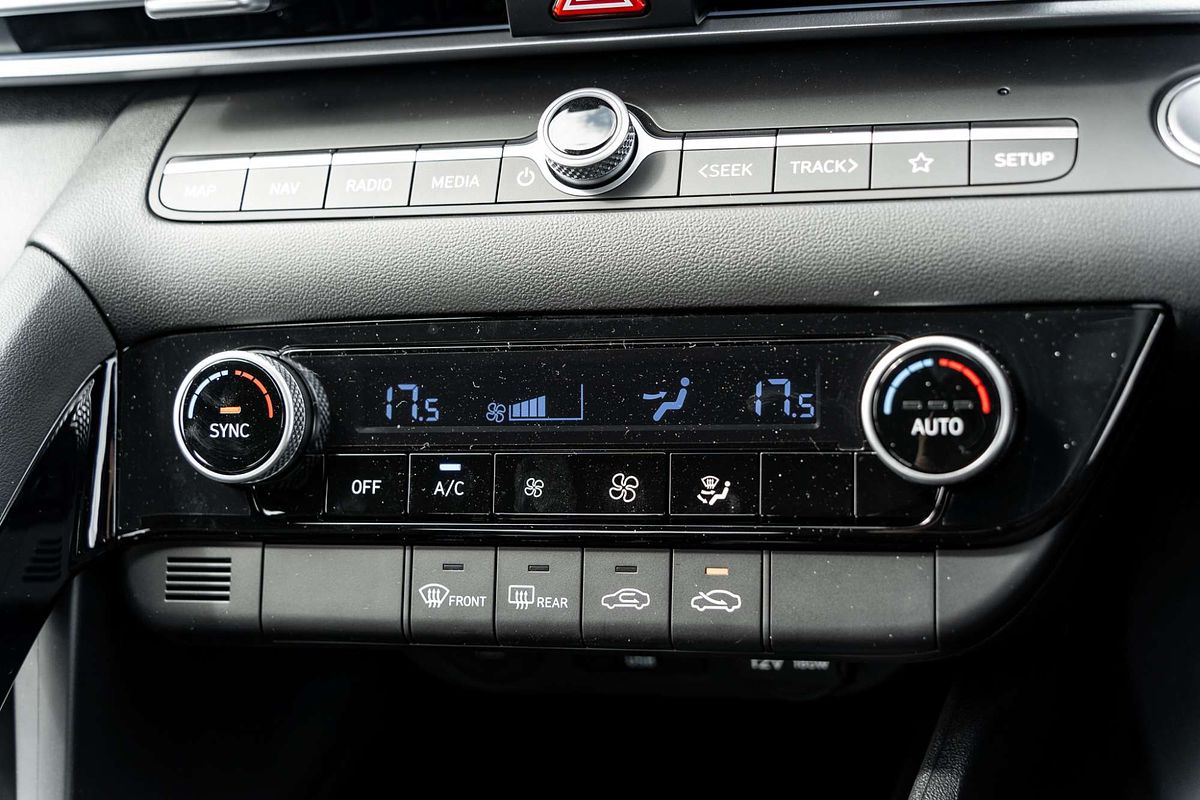 2025 Hyundai i30 Elite Hybrid CN7.V2