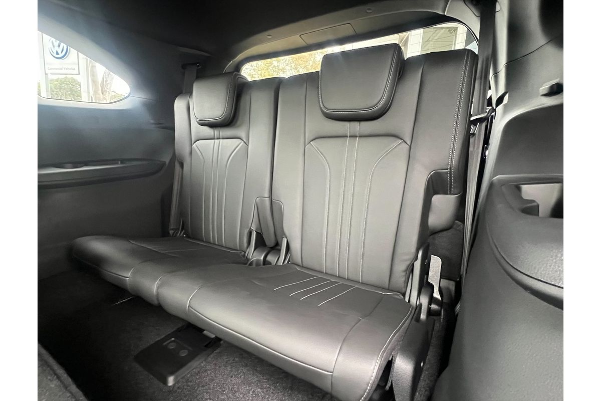 2025 Isuzu MU-X LS-T