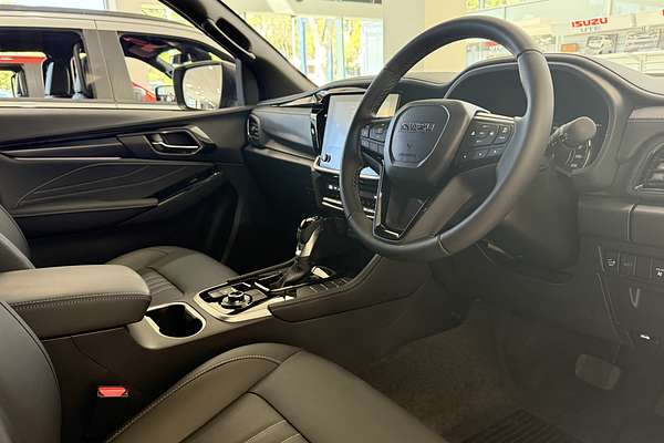 2025 Isuzu MU-X LS-T