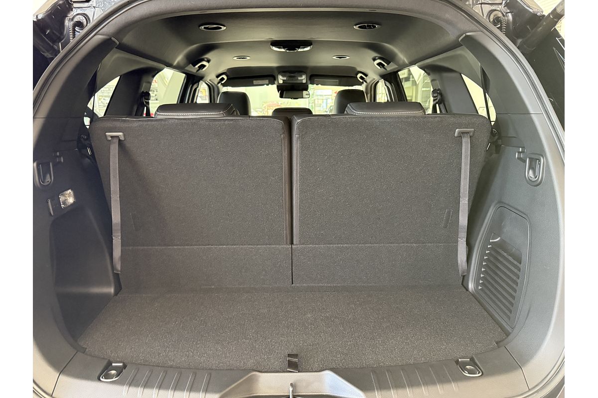 2025 Isuzu MU-X LS-T