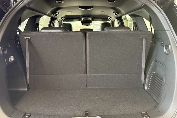 2025 Isuzu MU-X LS-T