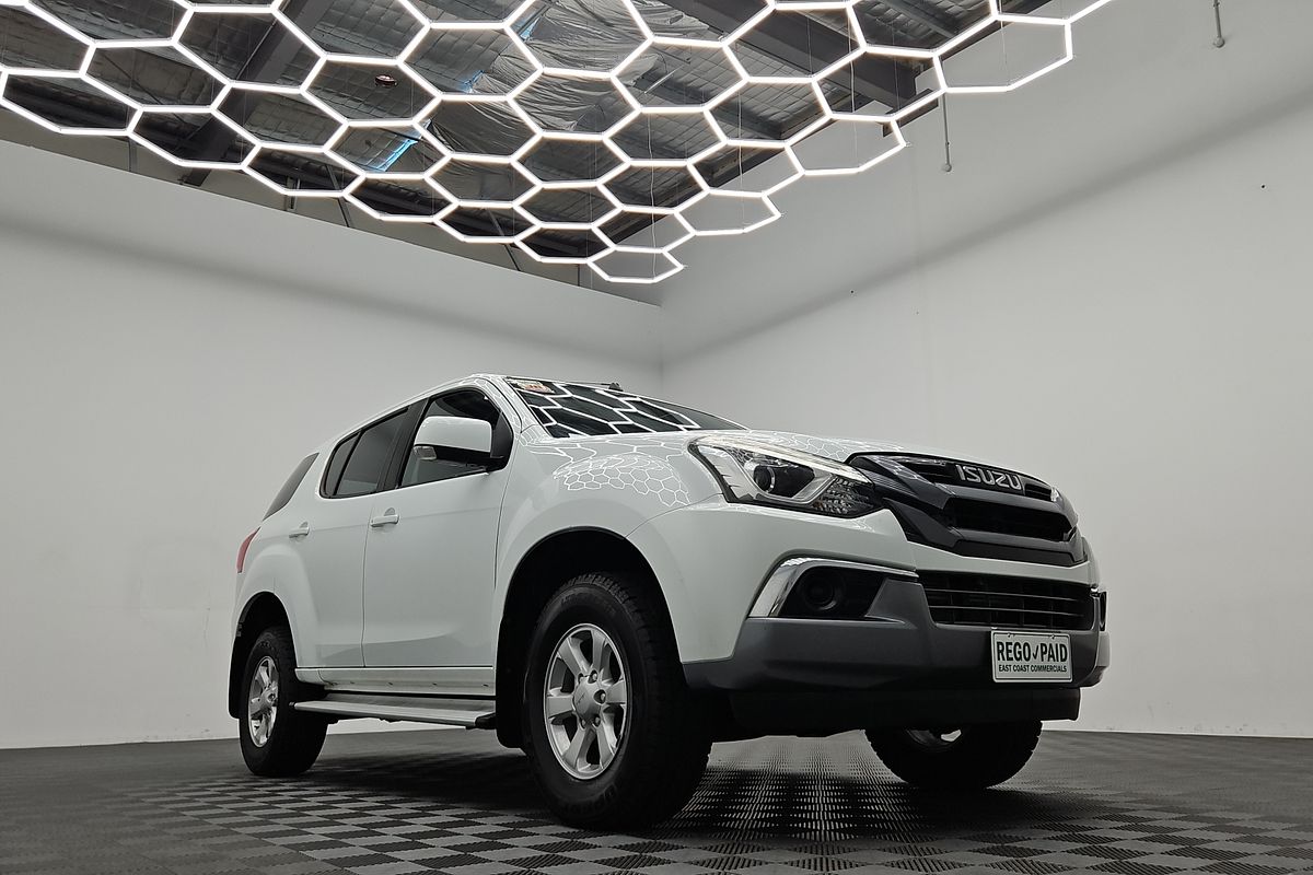 2020 Isuzu MU-X LS-M