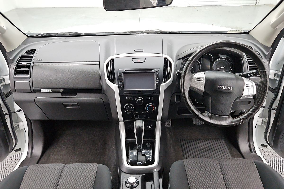 2020 Isuzu MU-X LS-M