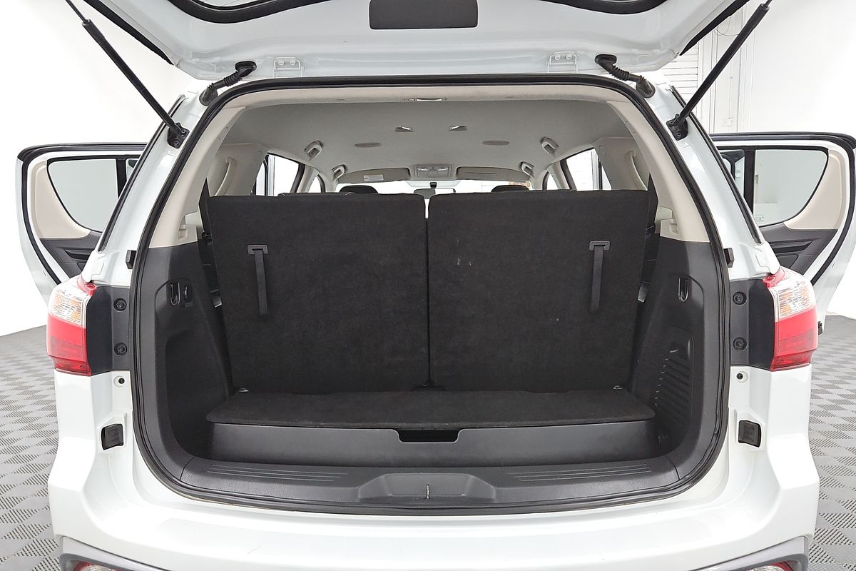 2020 Isuzu MU-X LS-M