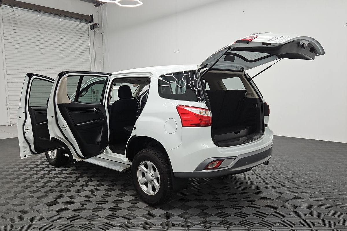 2020 Isuzu MU-X LS-M