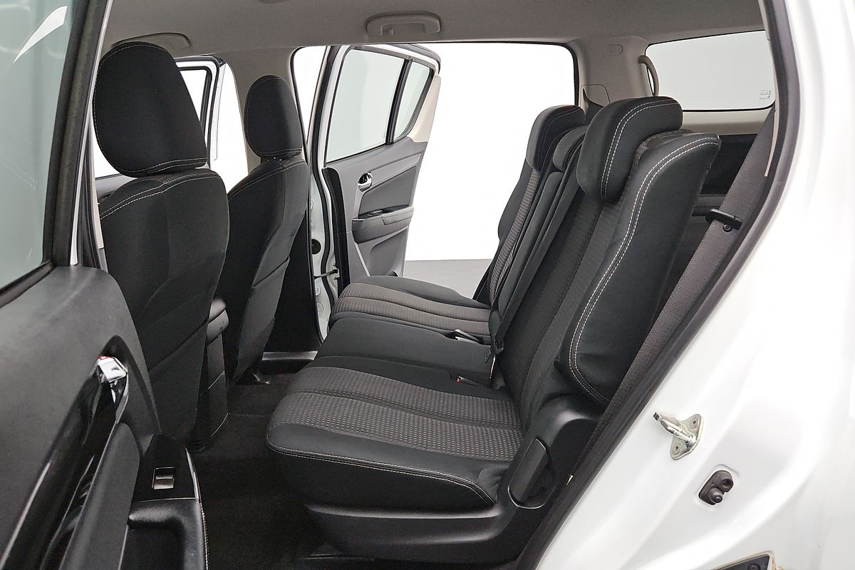 2020 Isuzu MU-X LS-M